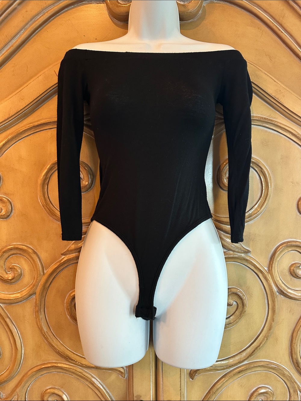 Stella Luce Black Off-Shoulder Long Sleeve Bodysuit